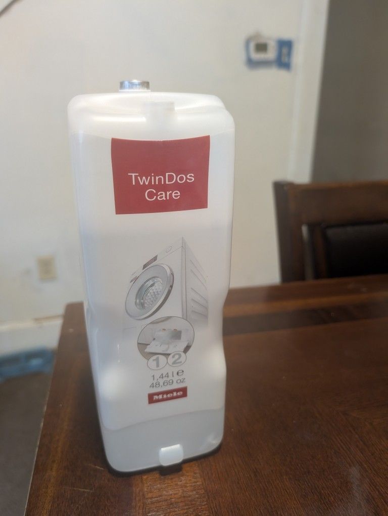 TwinDos Care Cleaning Agent, used for maintaining Miele TwinDos washing machines