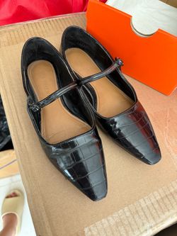 Shoes size 36