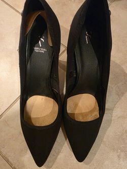 Vera Wang heels