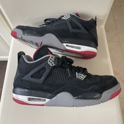 Jordan 4 Bred