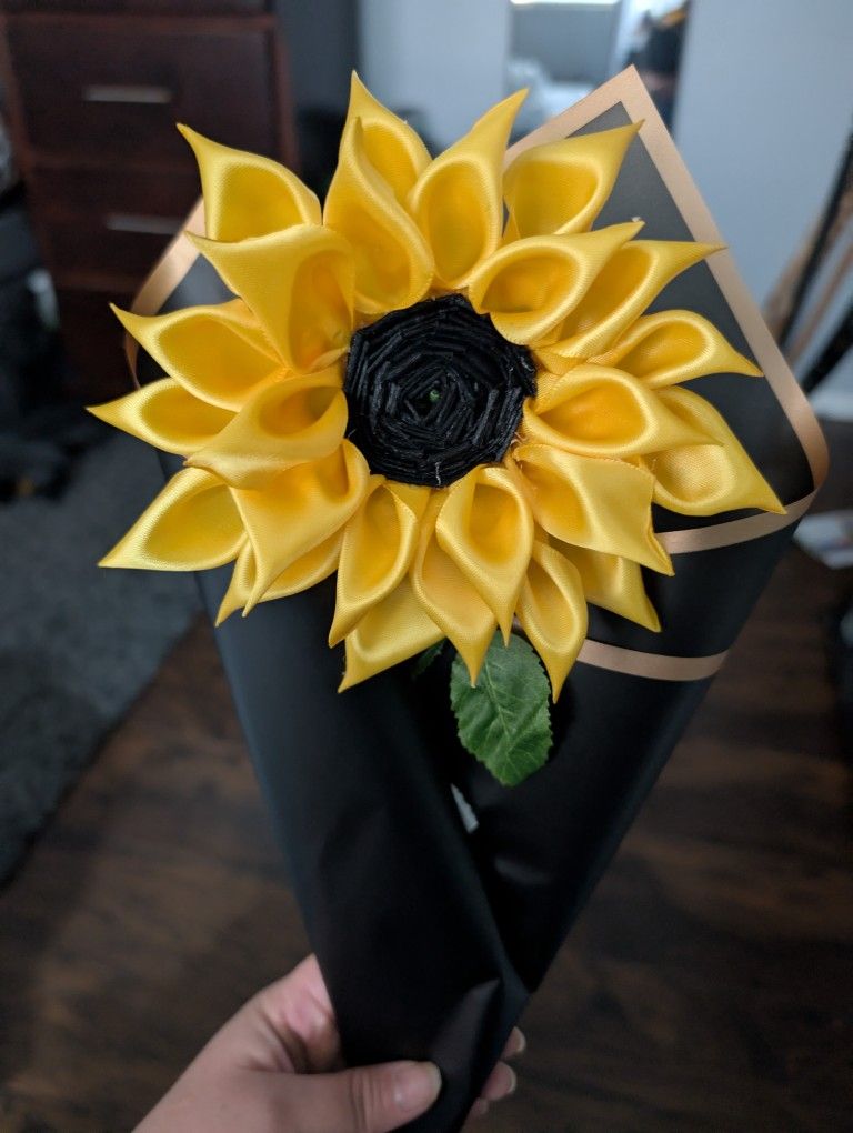 Single Sunflower Or With Roses