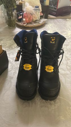 Men work boots size 12