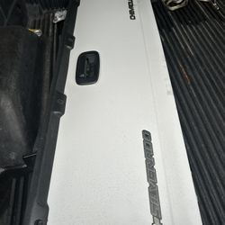 Chevy/ GMC tailgate 2005