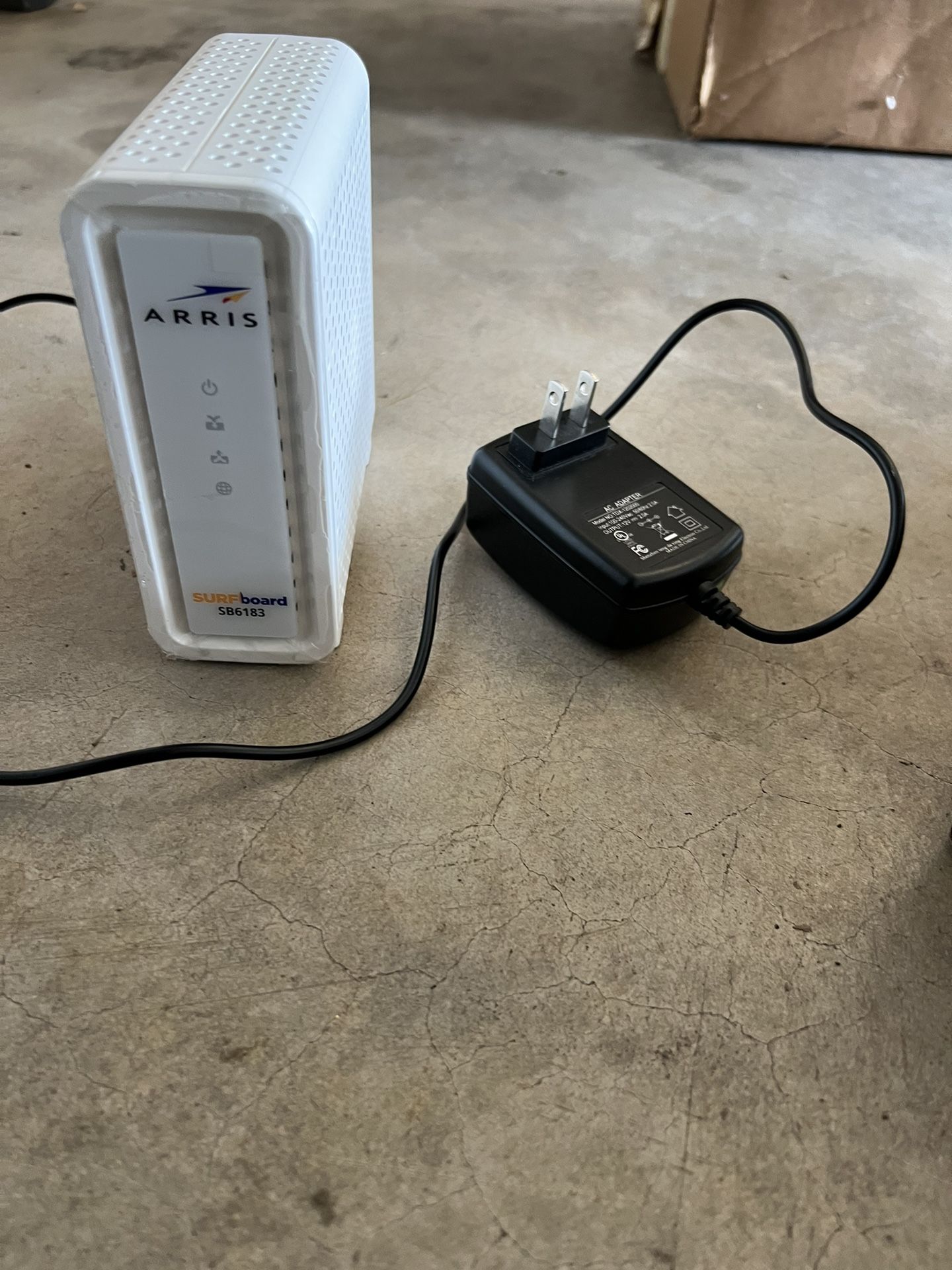 Arris surfboard Cable Modem