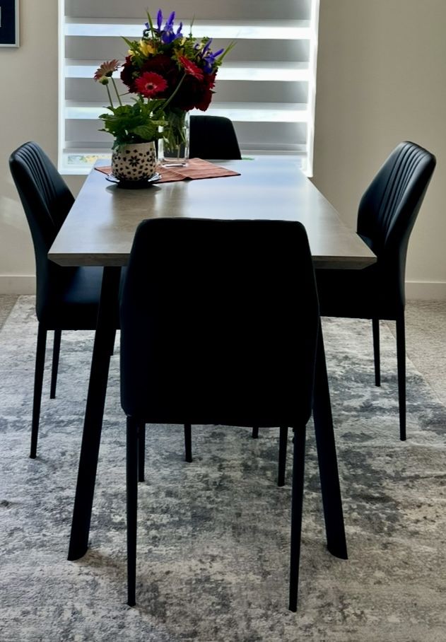 Dining Table With 4 Chairs