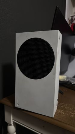 Xbox series s with monitor