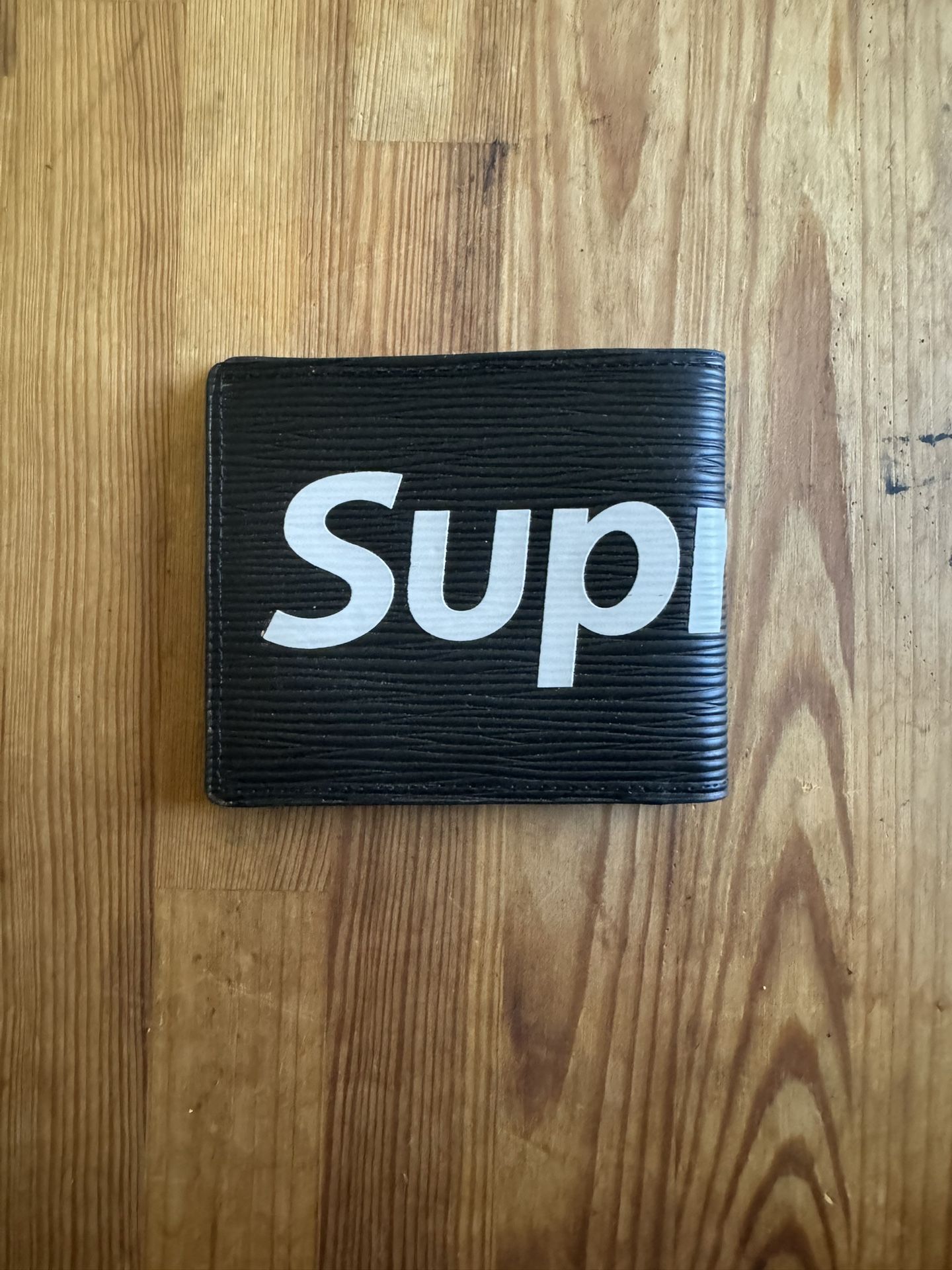 Supreme x Louis Vuitton Wallet