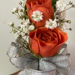 Prom Corsages And Boutonnières 