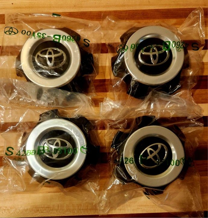 Toyota Lug Surround / Trim