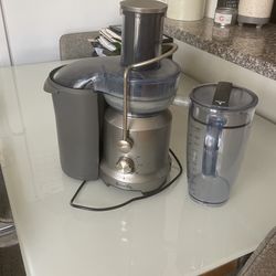Breville Juicer
