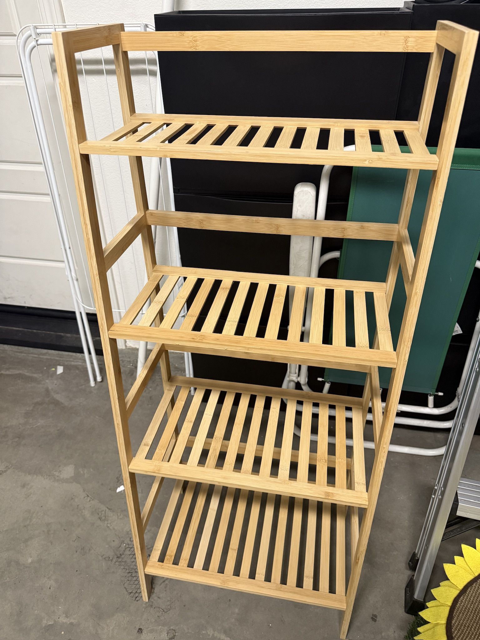 Shelf
