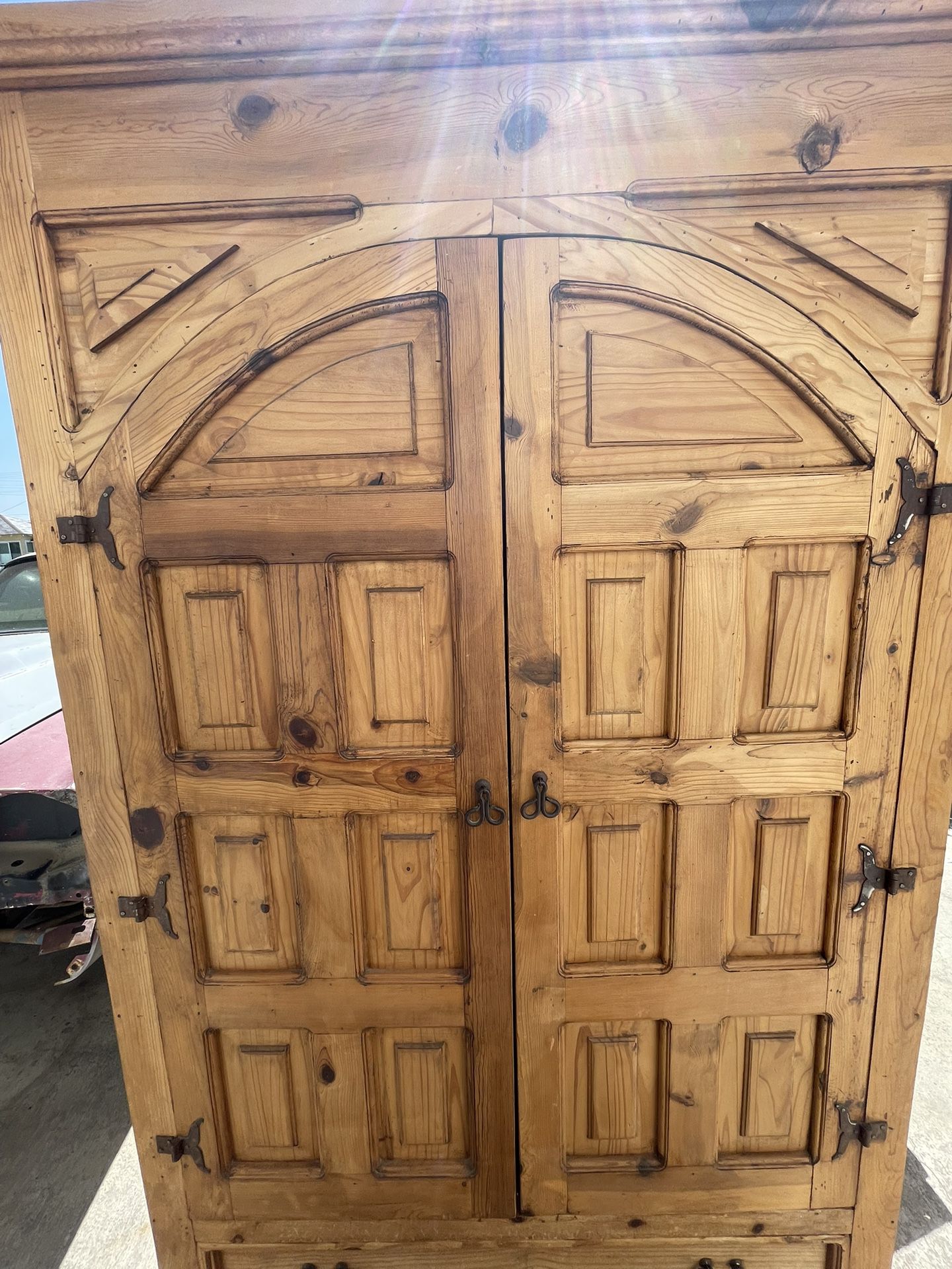 Armoire With Optional Shelves