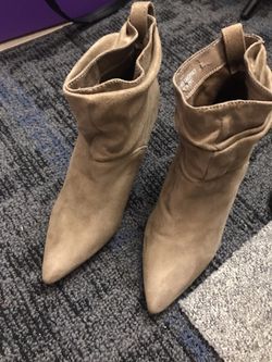 Ladies Boots
