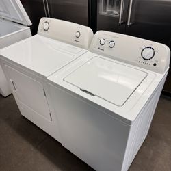 Amana Top Load Washer And Gas Dryer Set