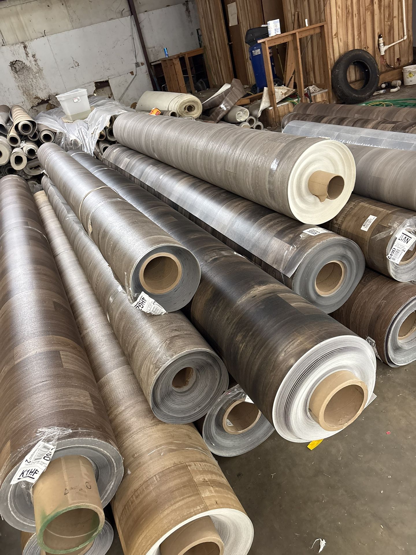 Vinyl Flooring Rolls 100% Waterproof