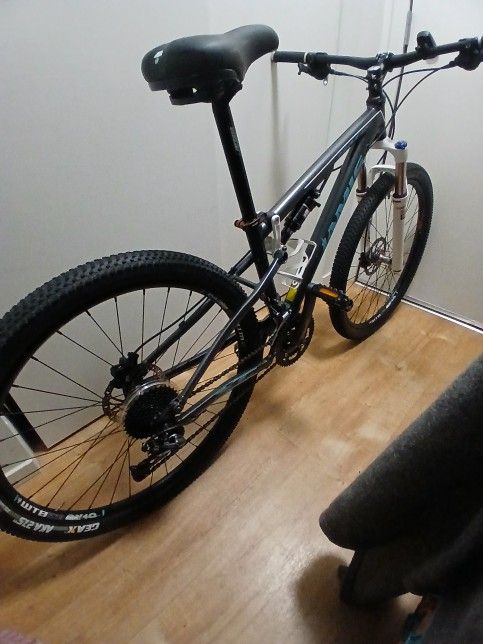 Jamis Full Suspension Bike Make Offer