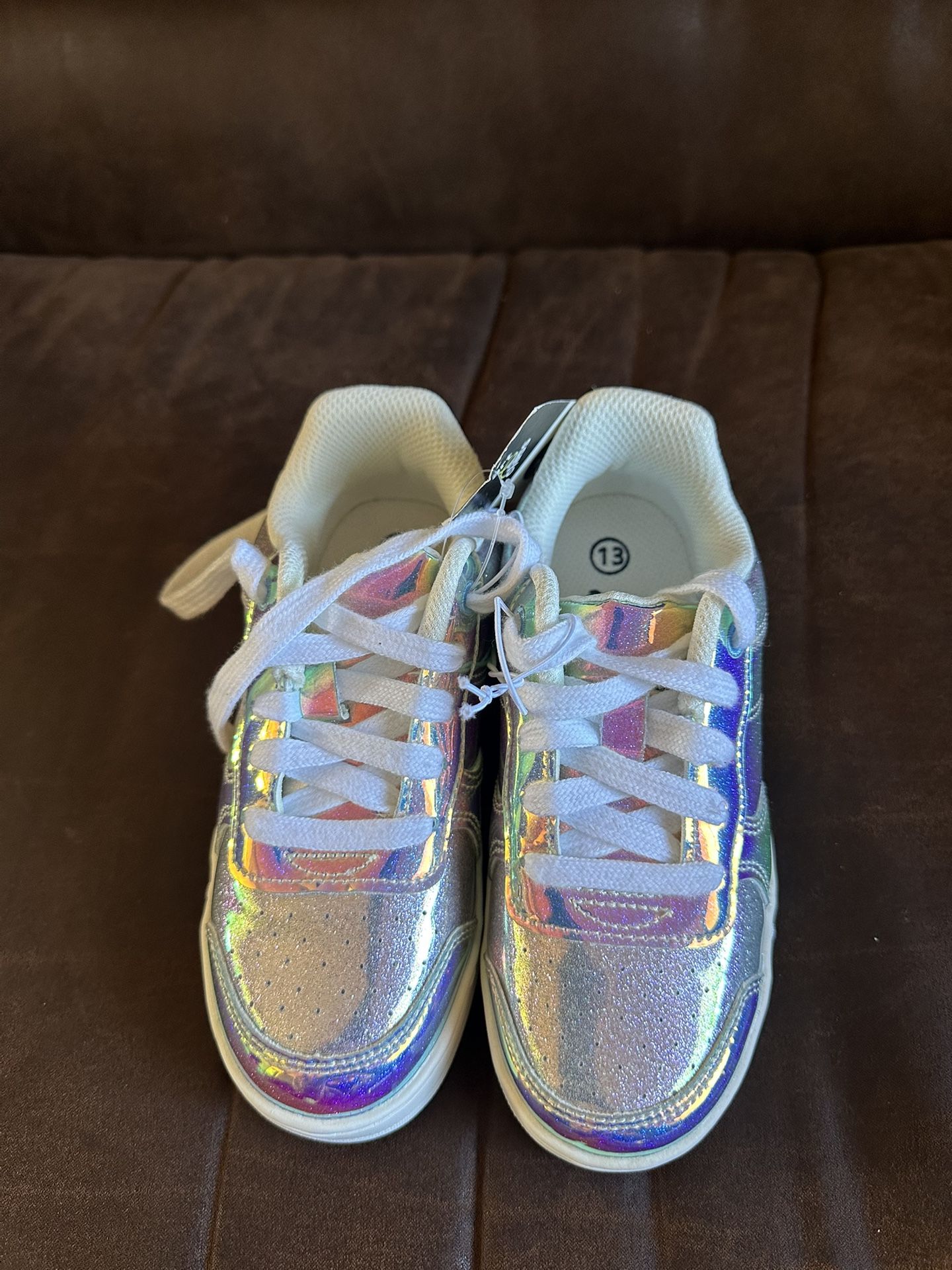 Art class whitney court sneakers size 13 kids