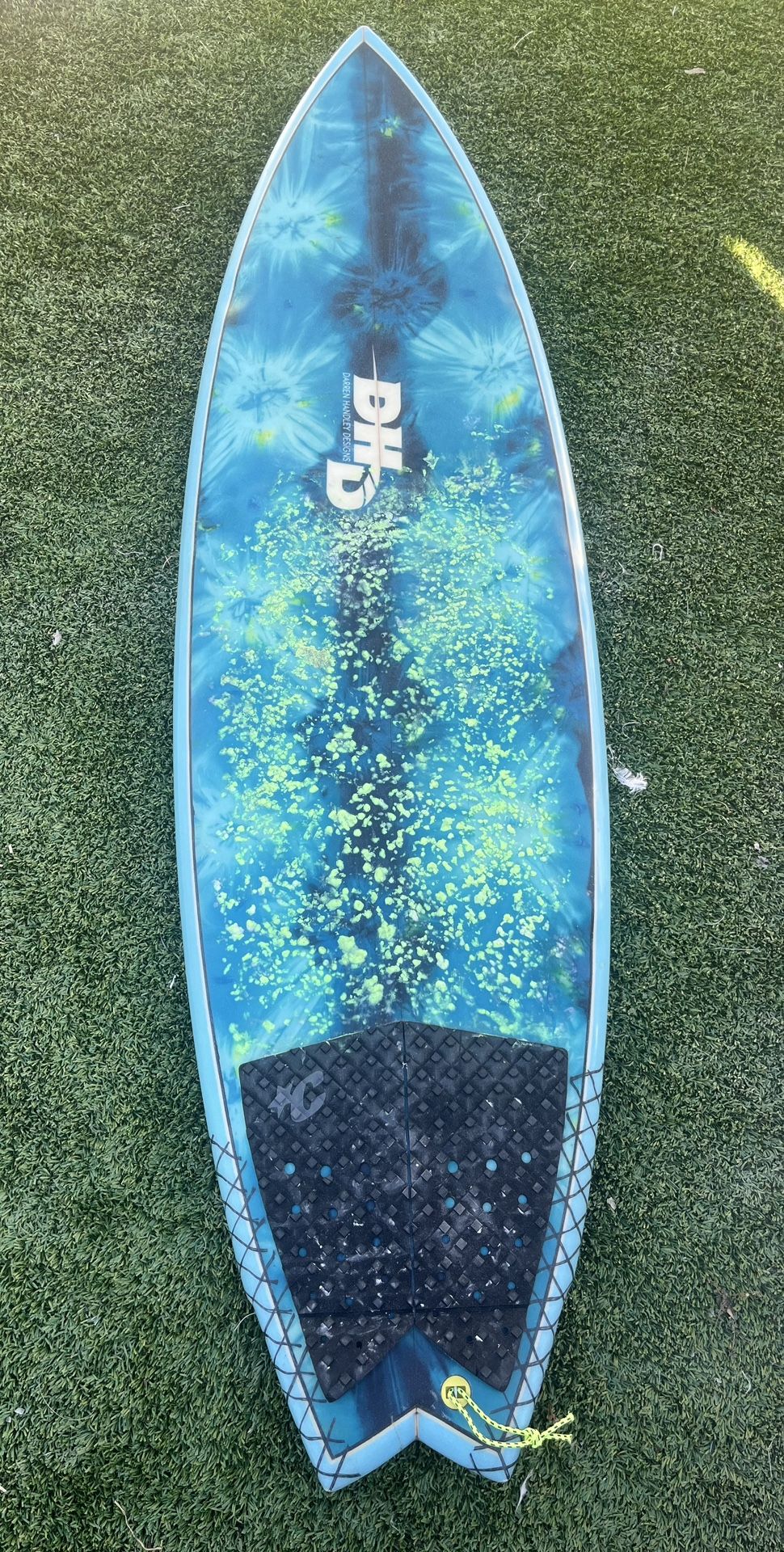 DHD Surfboard