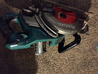 40V Max XGT Brushless Cordless Rear Handle 7-1/4 in. Circular Saw Kit (4.0 Ah)