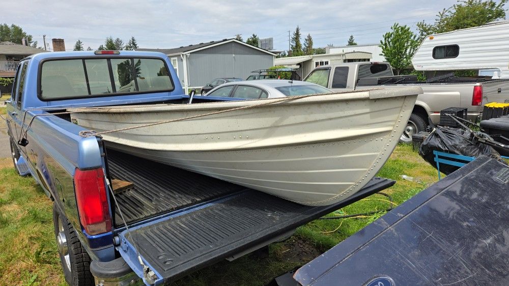 Starcraft, 1975 Montgomery ward, , aluminum riveted boat.