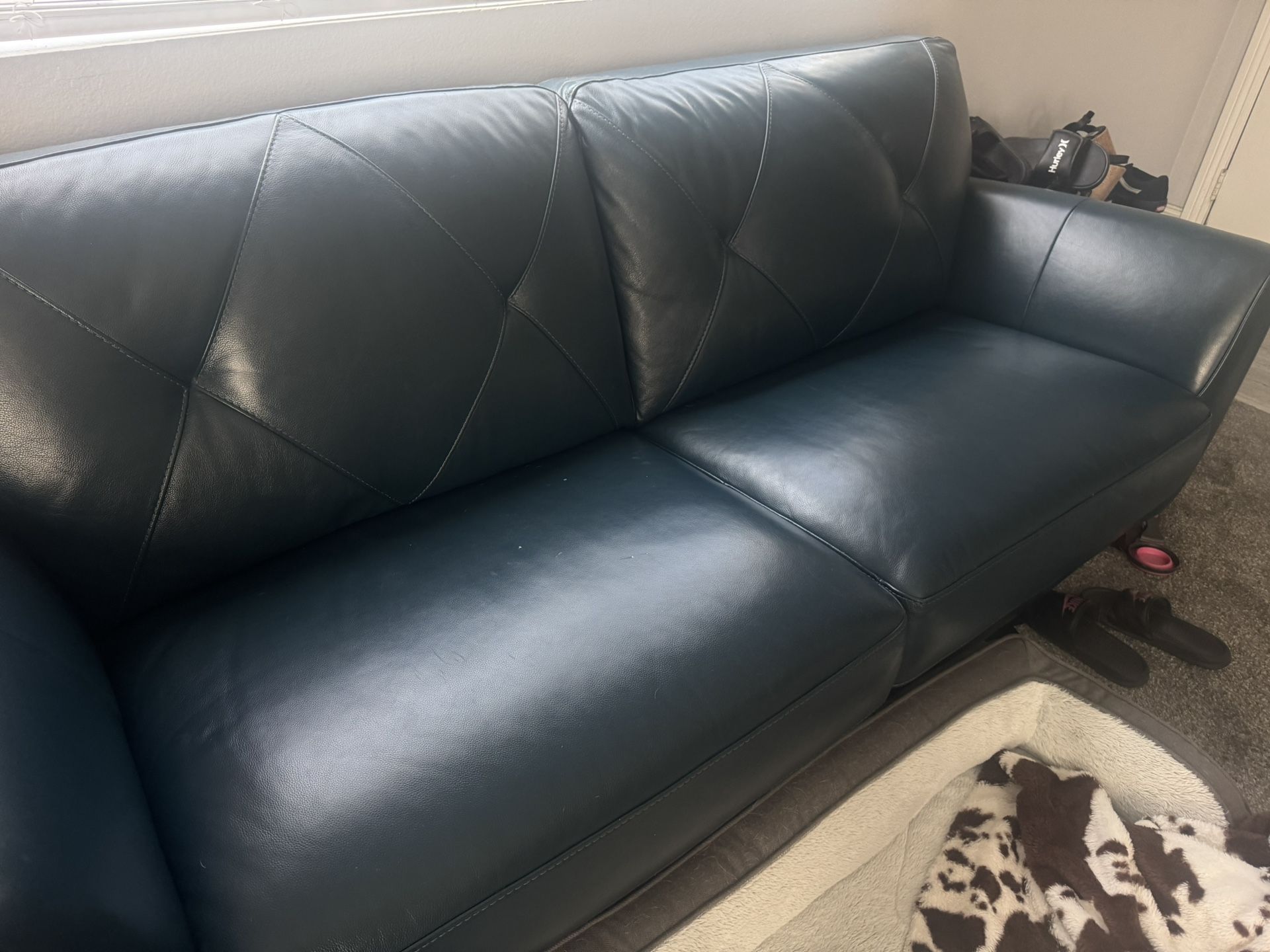 Leather Couches From Macys Collection