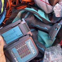 Makita Brushless Combo 2 Battery And Charger