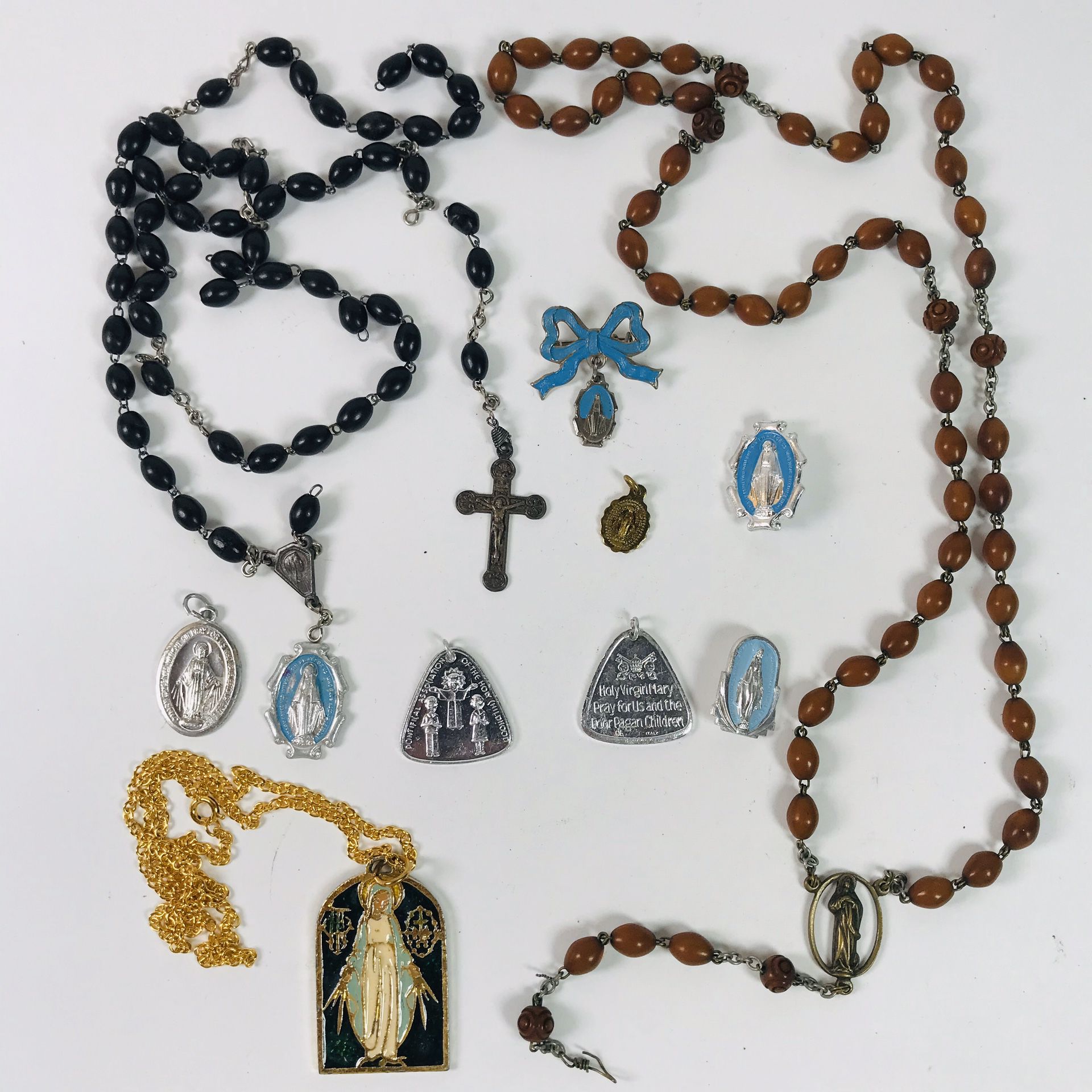 Vintage Necklace Charms Pins Rosary Crucifix Made In Italy Lot