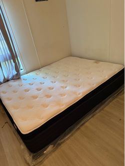 Queen matrix & box spring
