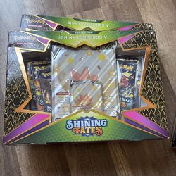 Pokemon Shining Fates eldegoss v box
