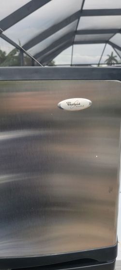 Stainless Steel Whirlpool Refrigerator Works Great $150