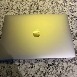 MacBook Air 13-inch 2020 M1