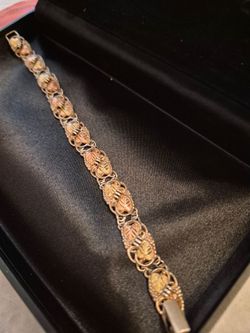 Vintage Coleman co. Black hills gold. Sterling silver bracelet. 12k tri color leaf