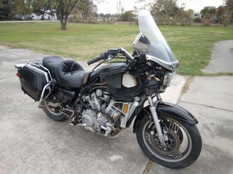 Yamaha Venture Royale XVZ12