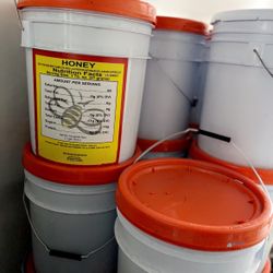 🐝Misses Honey🐝 5 Gallon Buckets 