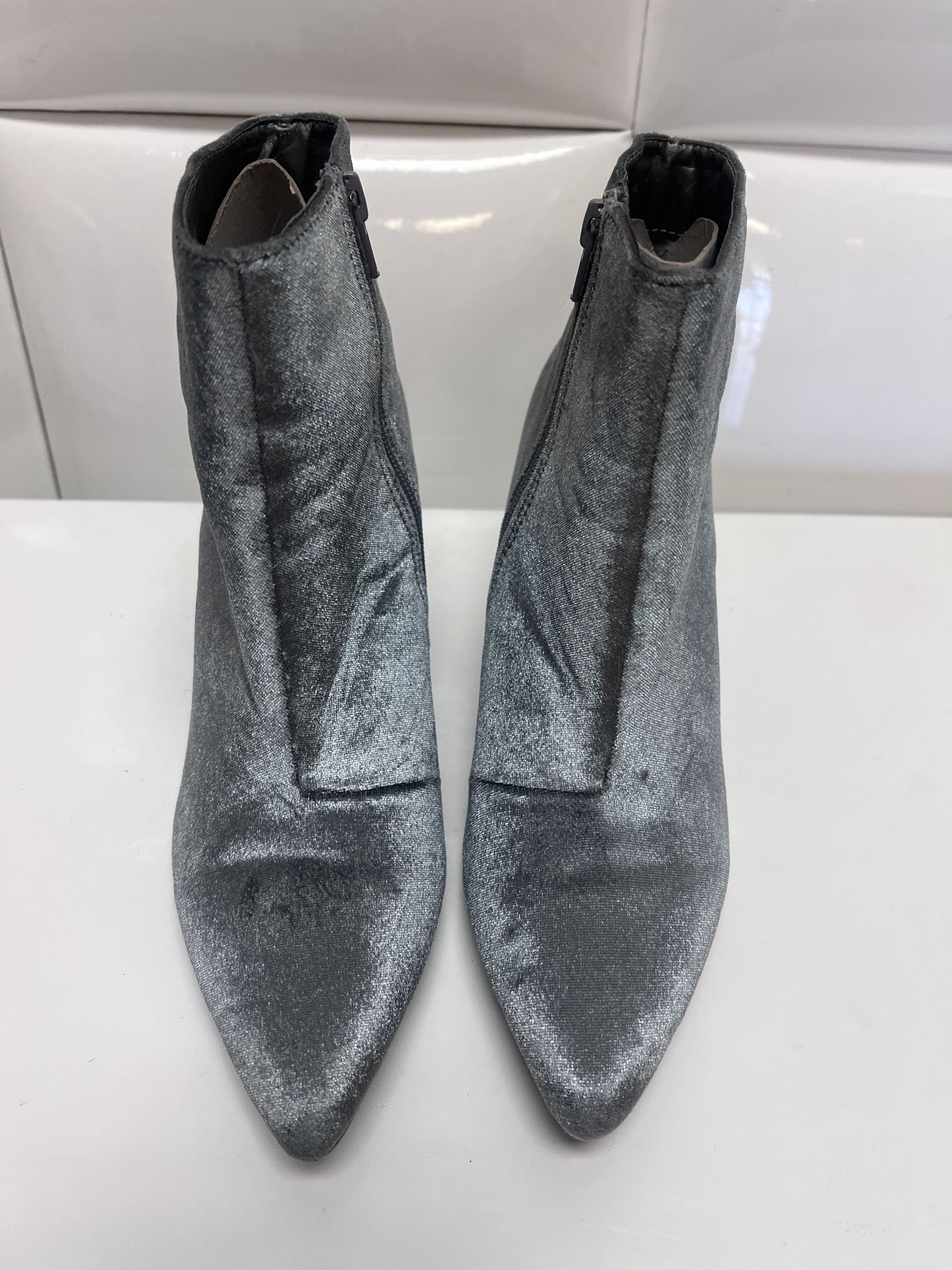 ALDO Women Boots- USED-Good Condition- $20 Pick up Price Only- No Less- Size 9 No Menos