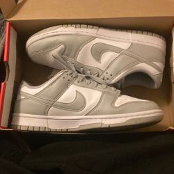 Nike Dunk Low Retro Sizes 9