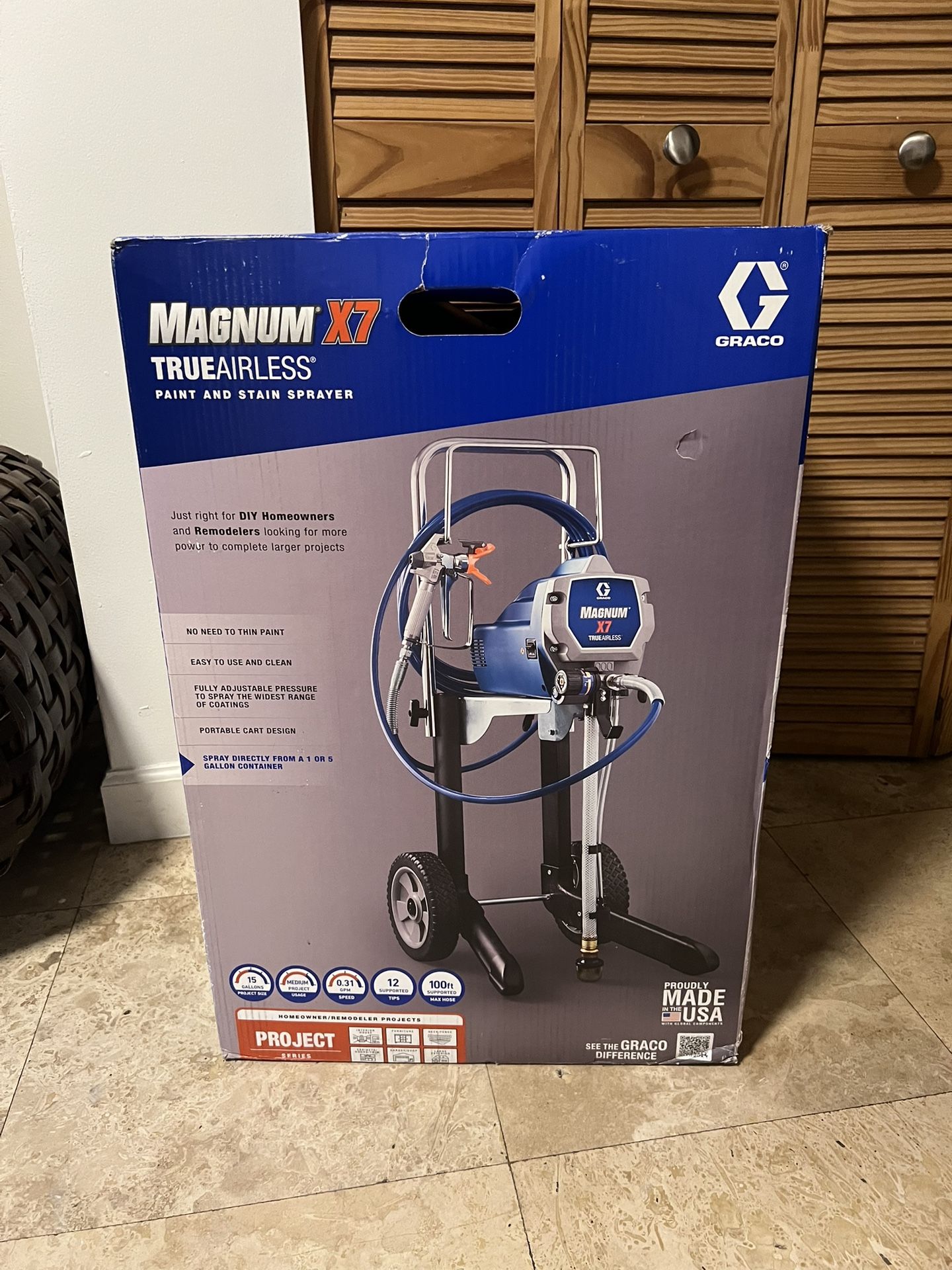 Paint & Stain Sprayer Machine