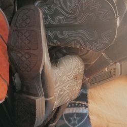 Herman Survivors Men's Houston Pull On Soft Toe Western Boots. 