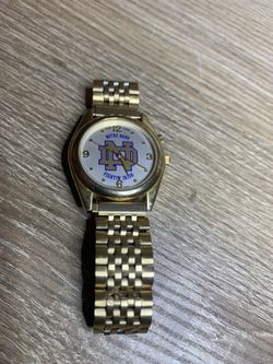 Watch. They work well. The condition is good.