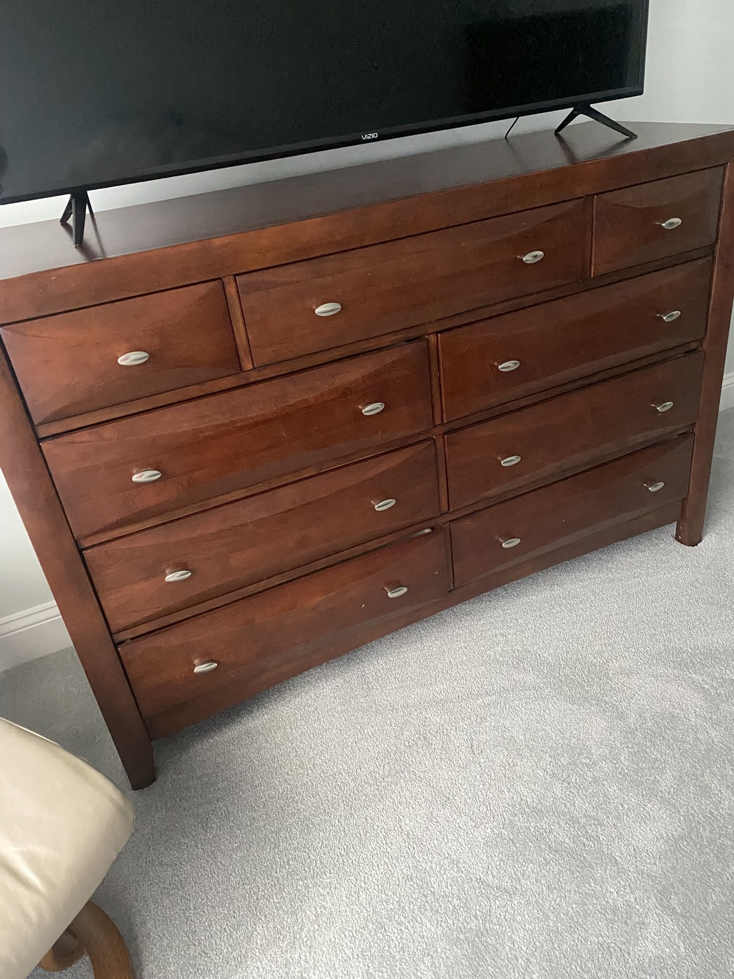 4 Pc Solid Wood Bedroom Set