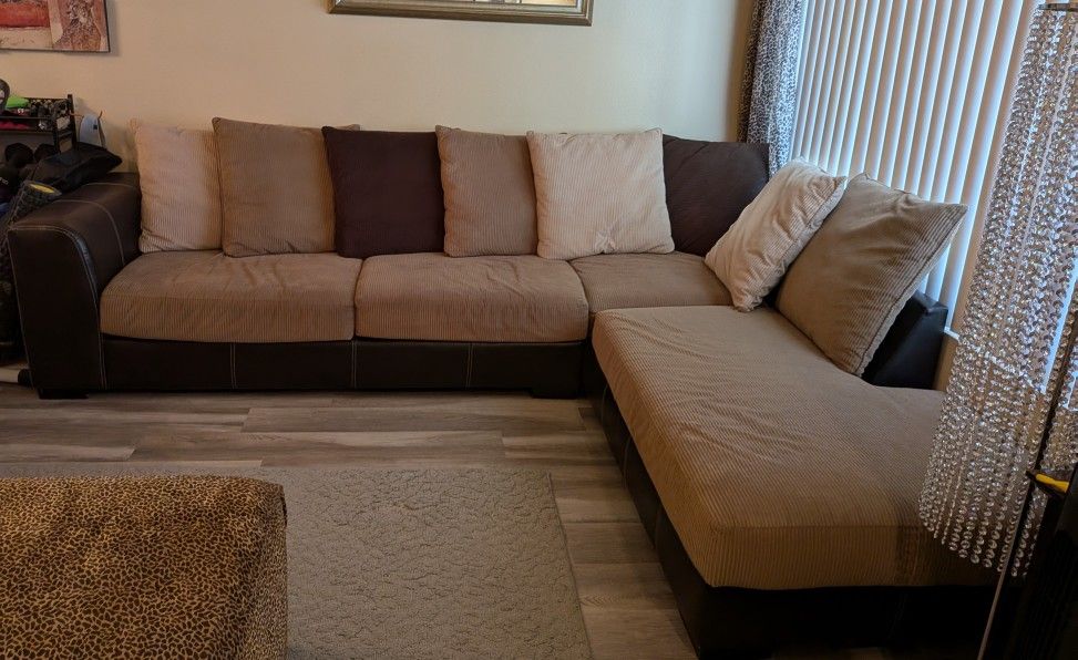 Sectional Sofa