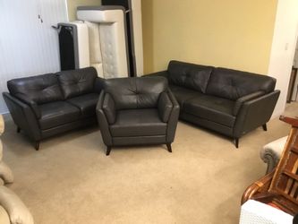 Gorgeous 3 Piece Dark Gray Leather Sofa Set
