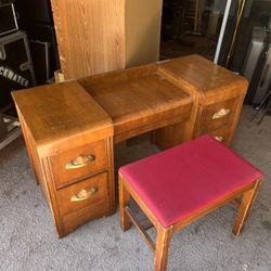 Antique Make Up Desk/with mirror and bench!