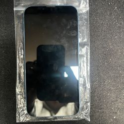 iPhone 13 Reg UNLOCKED 