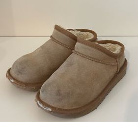Kids UGG Slippers Size 12 Beige
