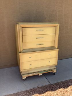 Vintage chest