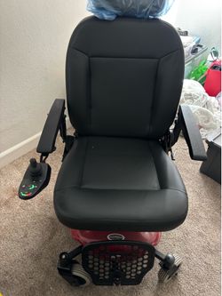 Shoprider Streamer electric chair