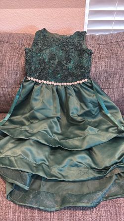 Green Party gwoun dress 6-7 y