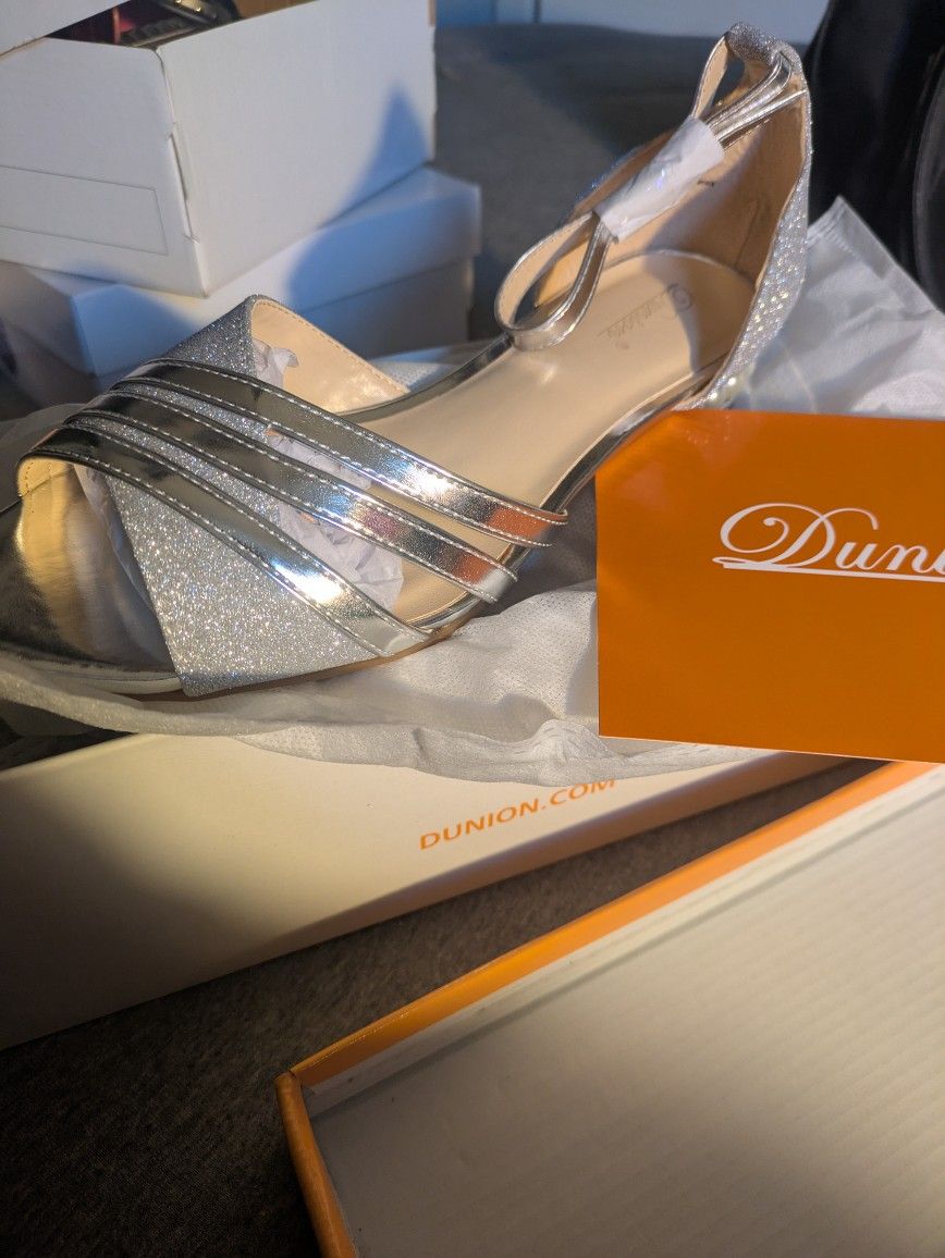 NEW IN BOX LADIES DRESS SHOES