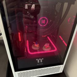 Gaming PC + Keyboard